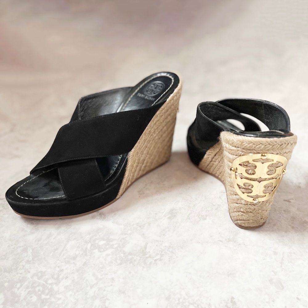 Tory Burch Bailey Black Espadrille Kid Suede Sandals Wedges 9M Mules Logo Beach